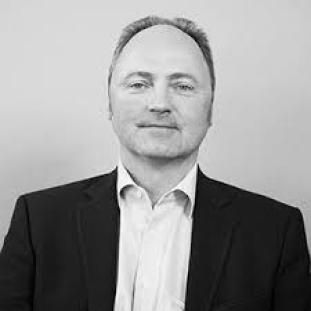 Dr. Joerg Szarzynski