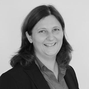 Prof. Dr. Zita Sebesvari